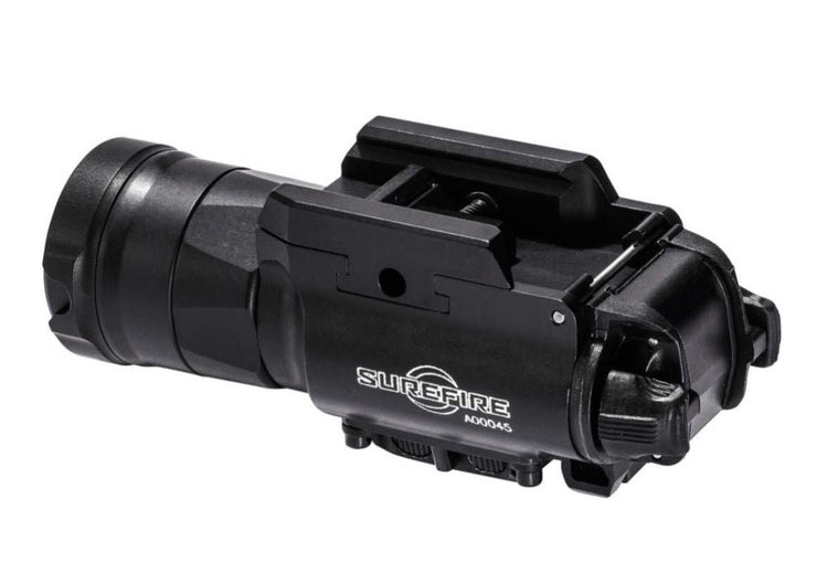 XH30 MASTERFIRE® WeaponLight with dual-output for rapid deploy holster.